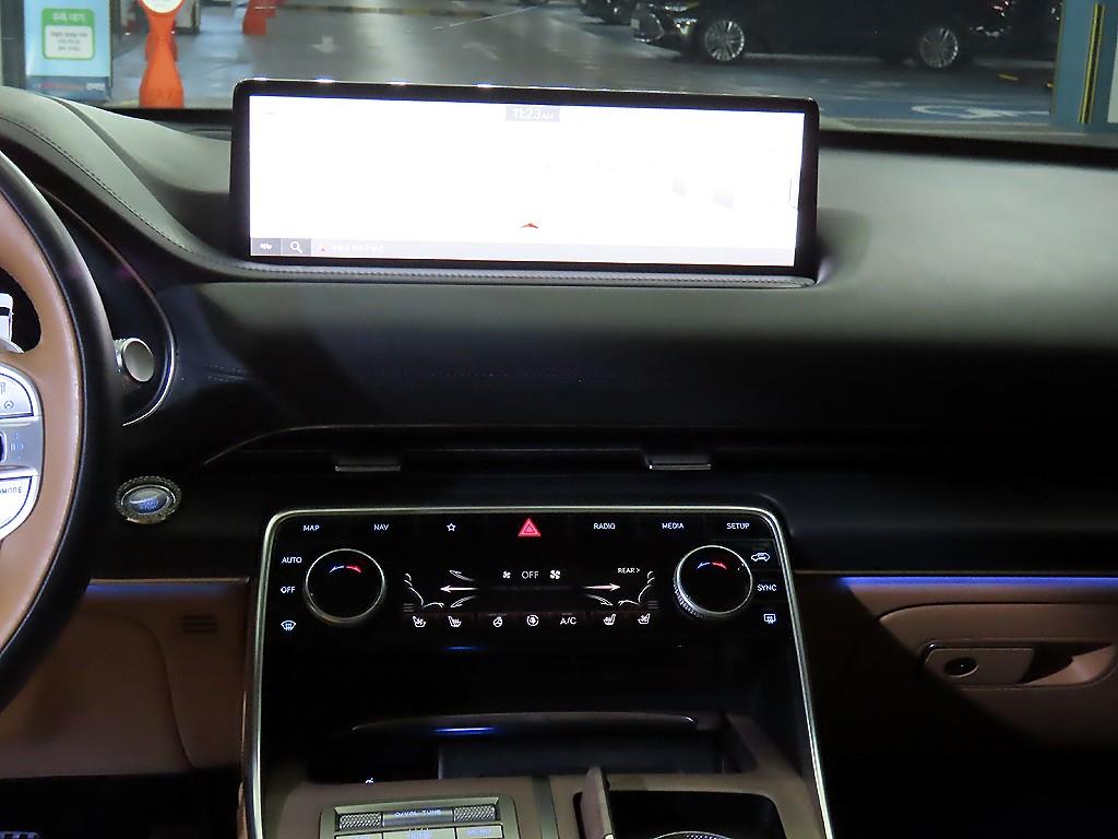 Genesis GV80 - Vista 11