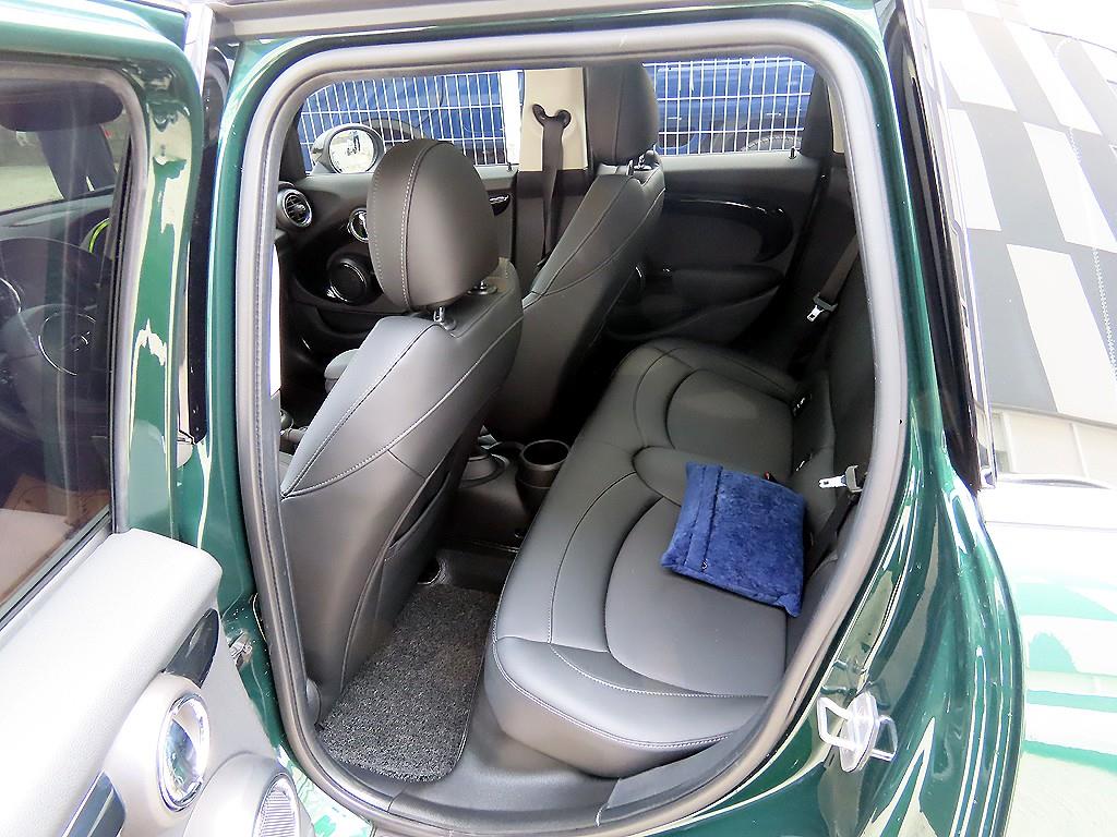 Mini Cooper - Vista 6