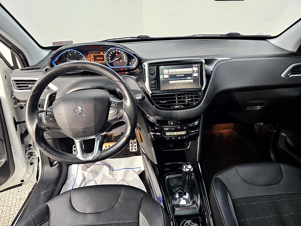 Peugeot 2008 - Vista 5