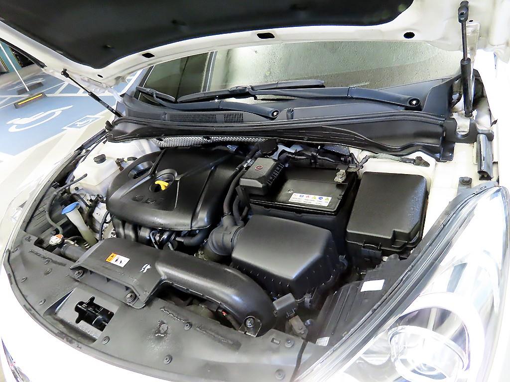 HYUNDAI i40 2012 Blanco - Importación desde Corea - HF Imports Iquique - Foto 19