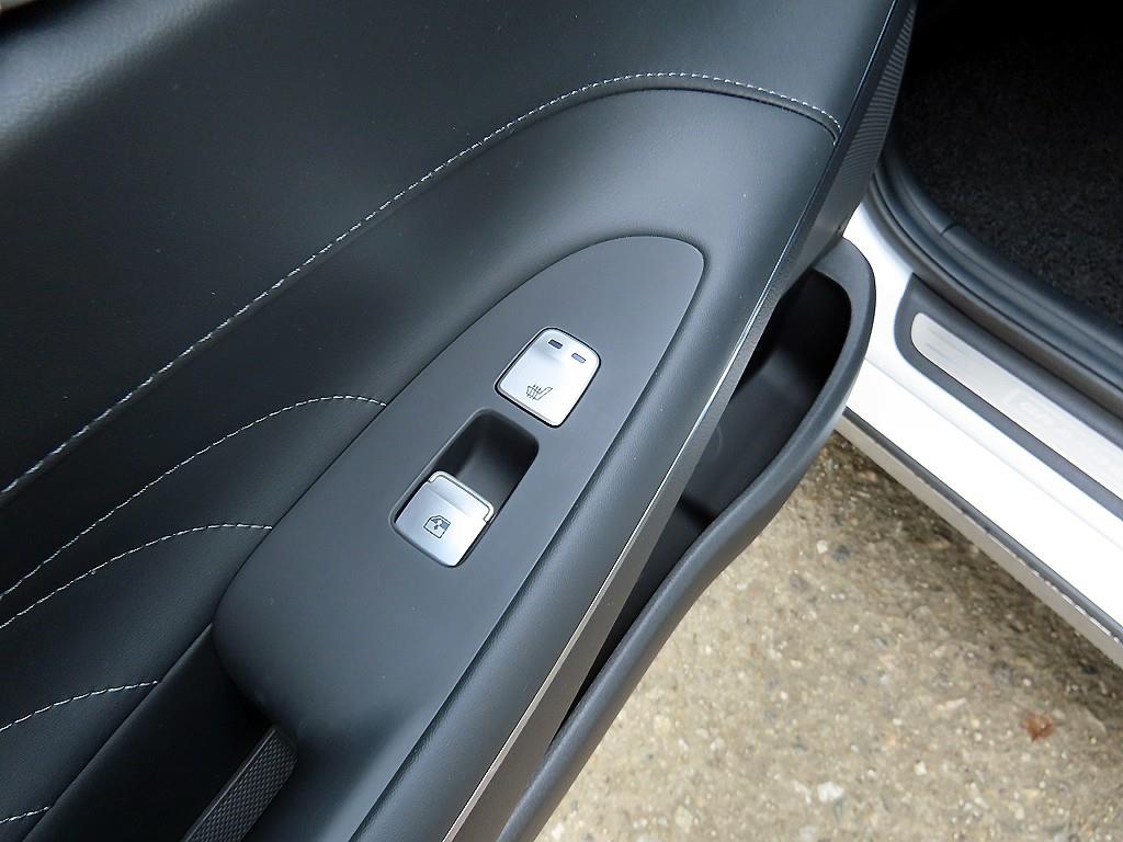 HYUNDAI Grandeur 2020 Blanco - Importación desde Corea - HF Imports Iquique - Foto 15