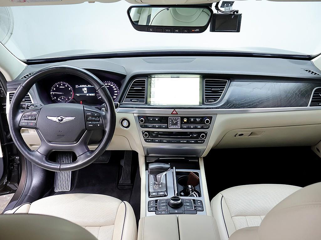Genesis G80 - Vista 9