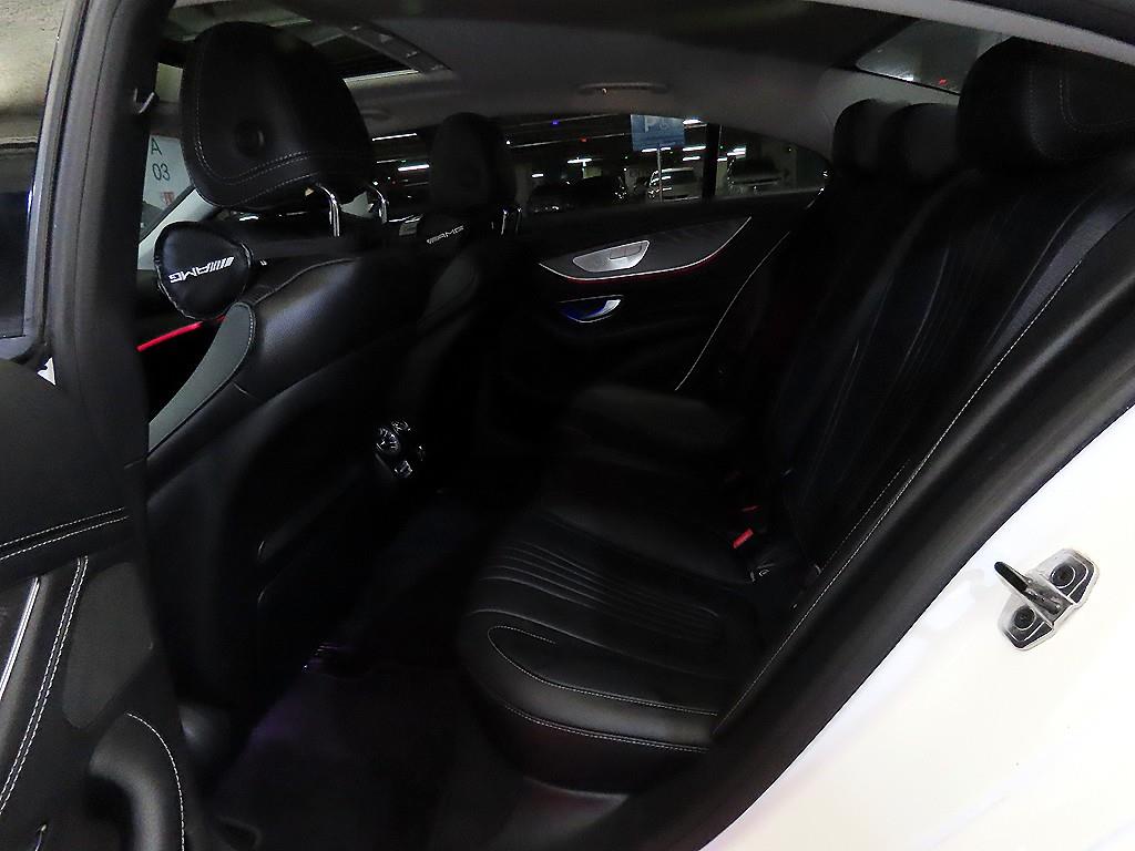 Mercedes Benz CLS Class - Vista 7