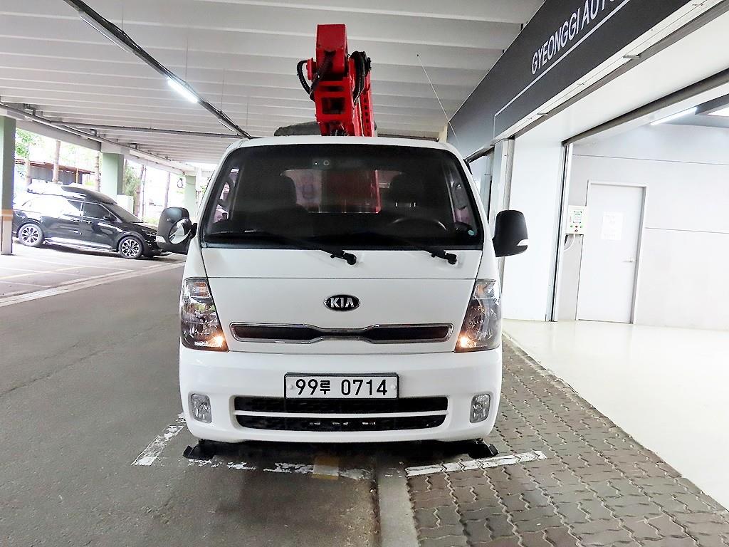Small Truck Complaint (rip-off) 2018 Blanco - Importación desde Corea - HF Imports Iquique - Foto 1