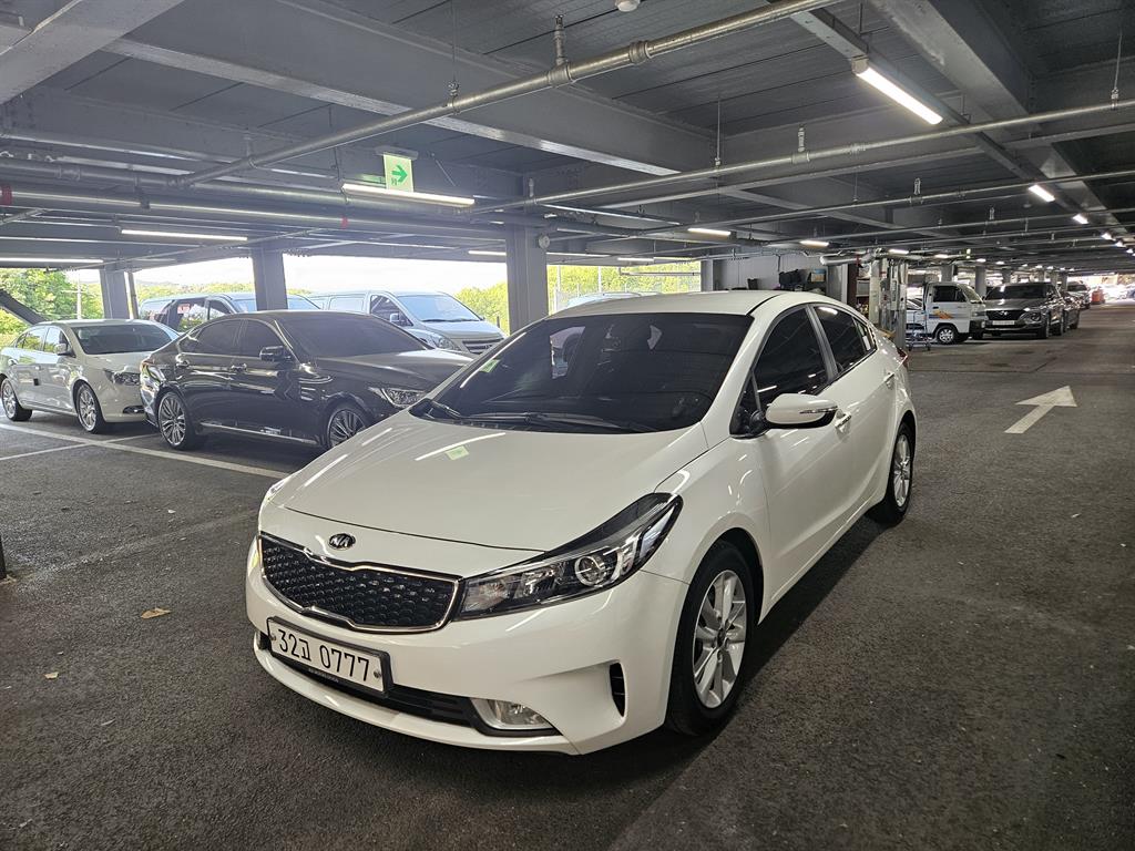 KIA K3 2016 the color of pearl - Importación desde Corea - HF Imports Iquique - Foto 1