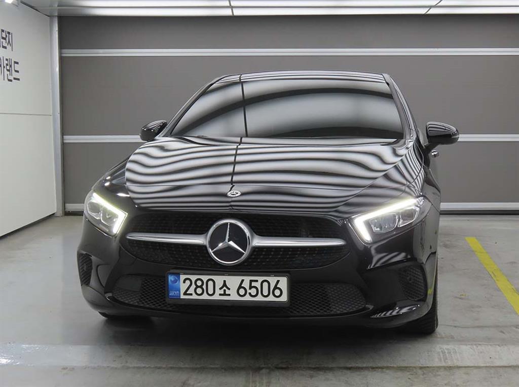 Mercedes Benz A Class - Vista 2