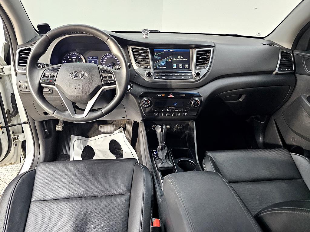 HYUNDAI Tucson - Vista 5
