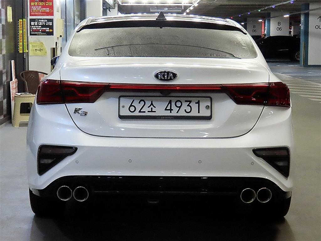 KIA K3 - Vista 5