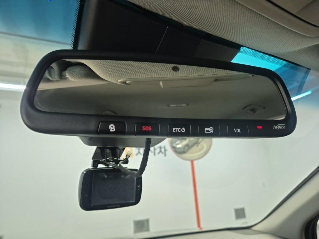 HYUNDAI Santa Fe 2019 Gris - Importación desde Corea - HF Imports Iquique - Foto 17