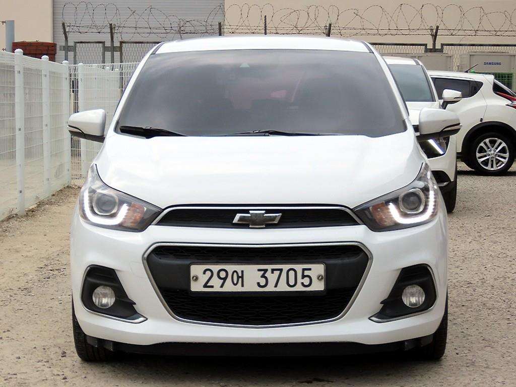 Chevrolet Spark 2017 Blanco - Importación desde Corea - HF Imports Iquique - Foto 1