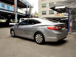 HYUNDAI Grandeur - Vista 8