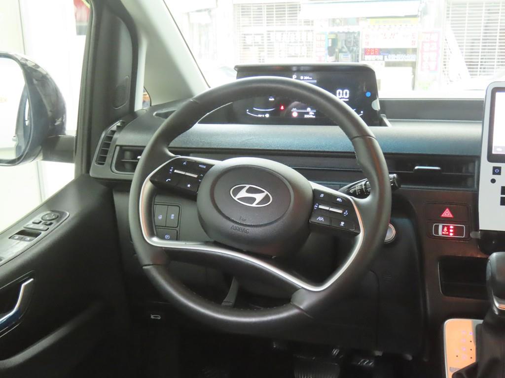 HYUNDAI Staria 2025 - Importación desde Corea - HF Imports Iquique - Foto 18