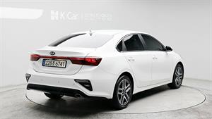 KIA K3 - Vista 6