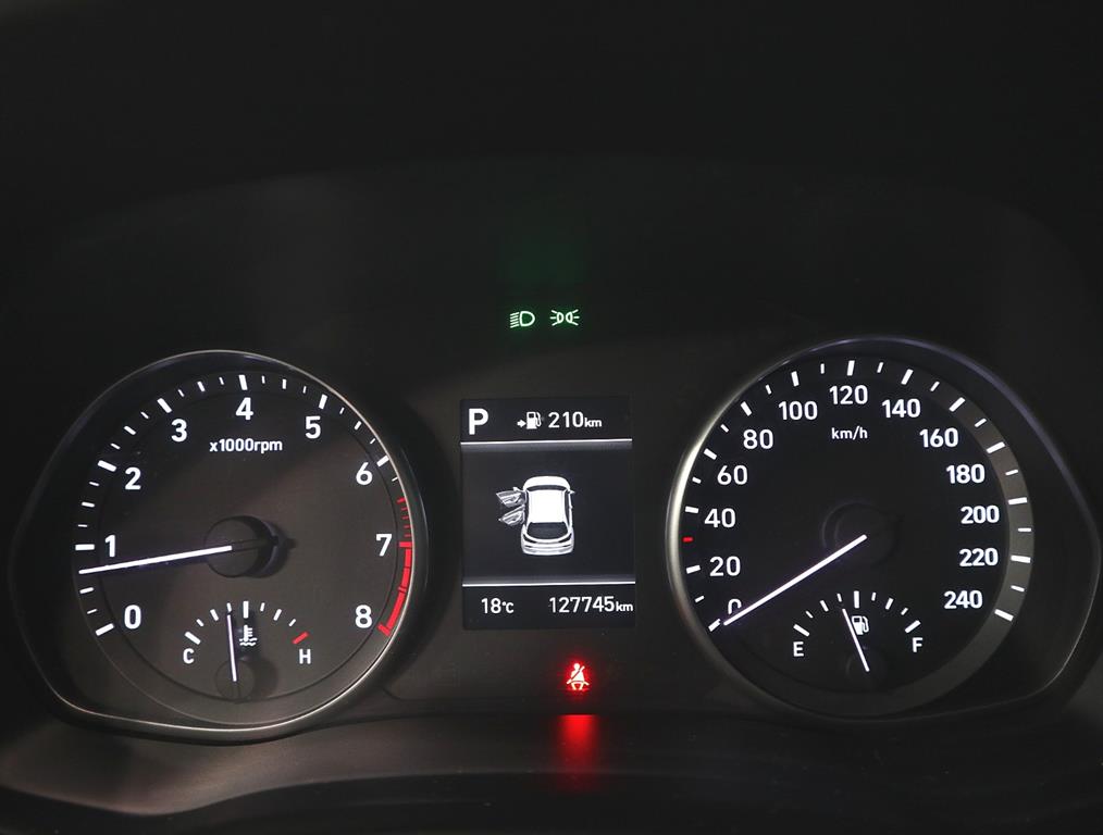 HYUNDAI i30 - Vista 7