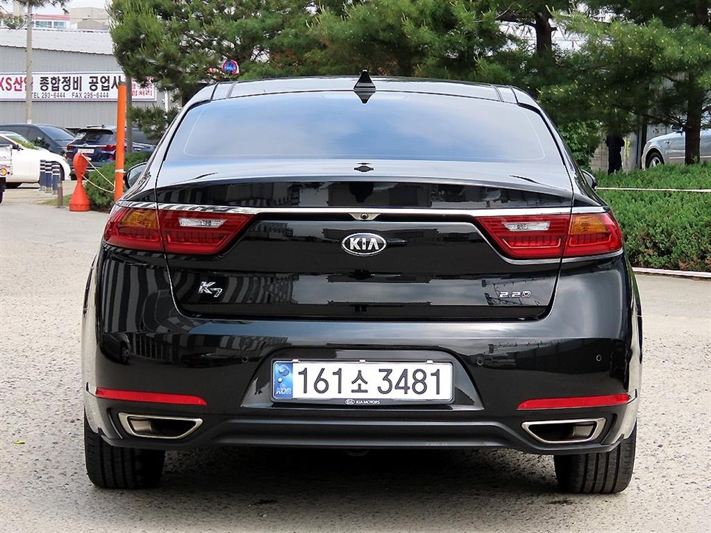 KIA K7 - Vista 4