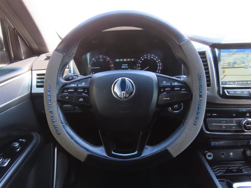 Ssangyong Rexton 2018 Negro - Importación desde Corea - HF Imports Iquique - Foto 12