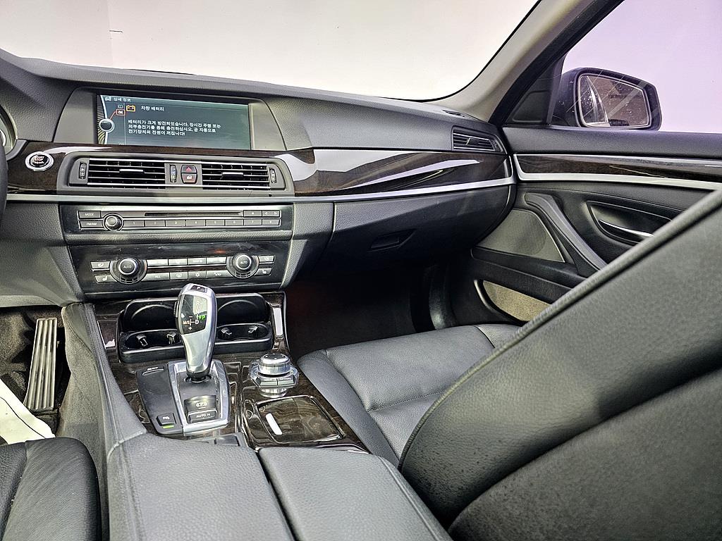 BMW 5 Series - Vista 10