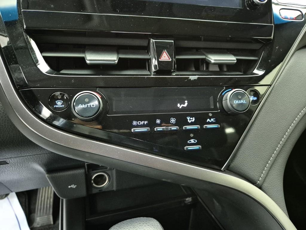 Toyota Camry - Vista 10