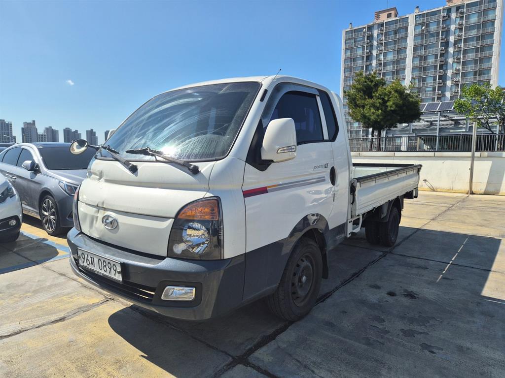 Small Truck Cargo (small) - Vista 2
