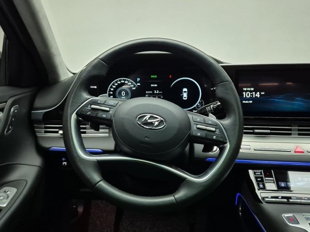 HYUNDAI Grandeur - Vista 9