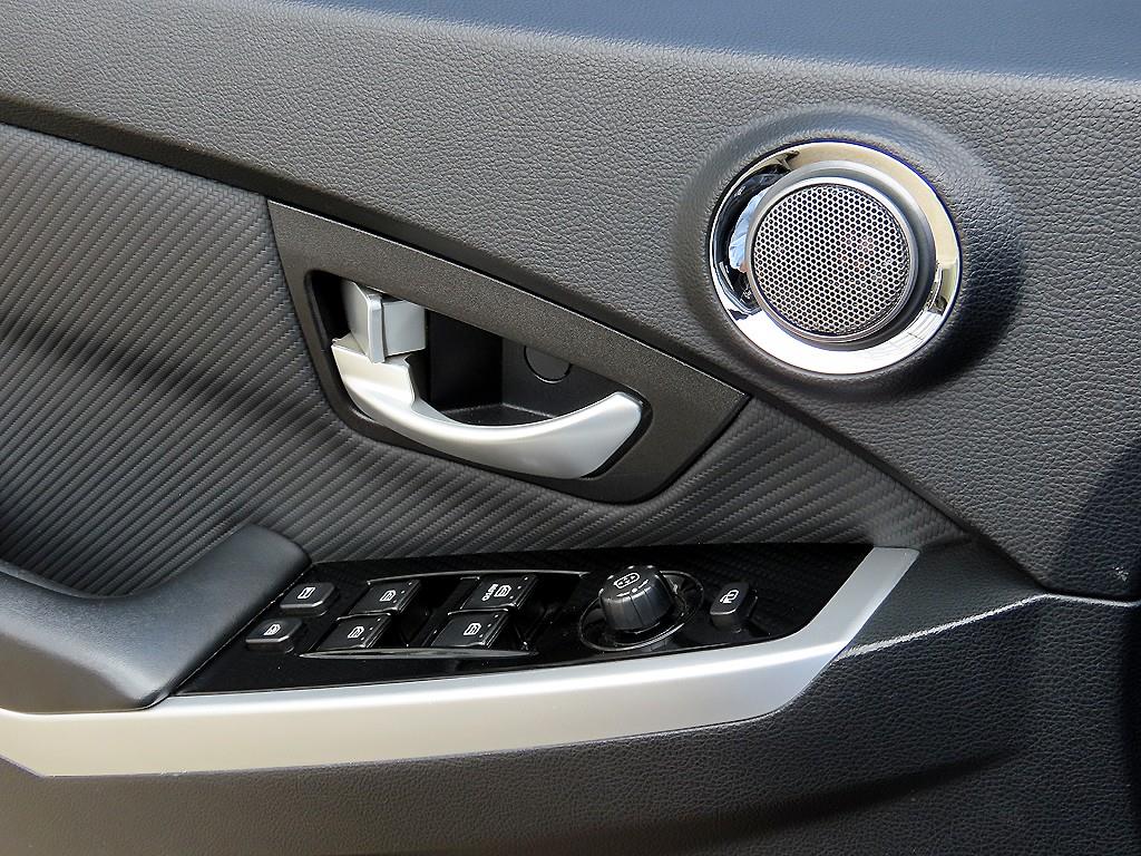 Ssangyong Korando - Vista 11