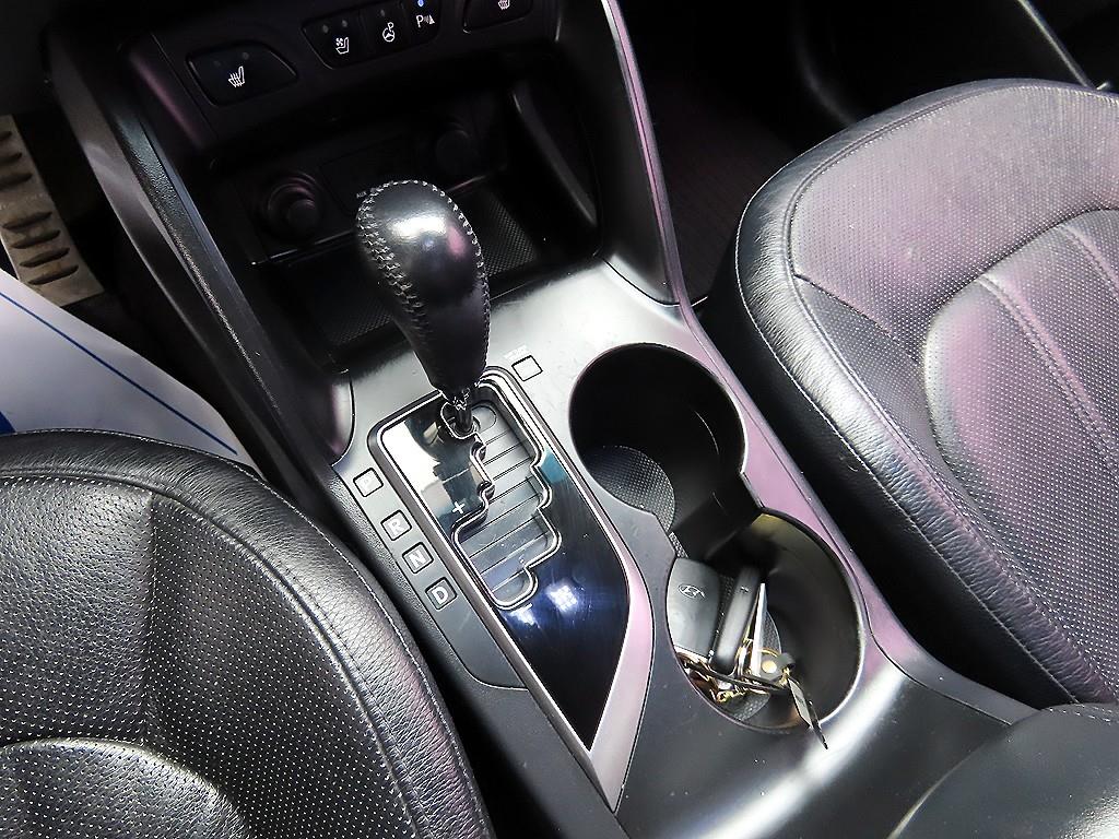 HYUNDAI Tucson - Vista 10