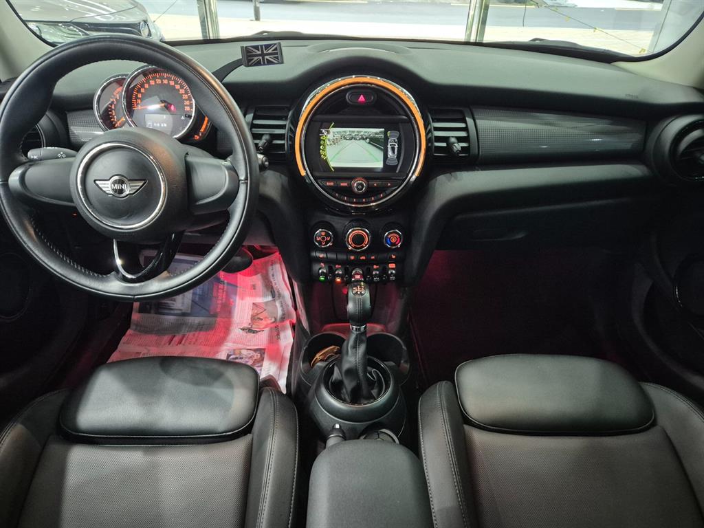Mini Cooper - Vista 4