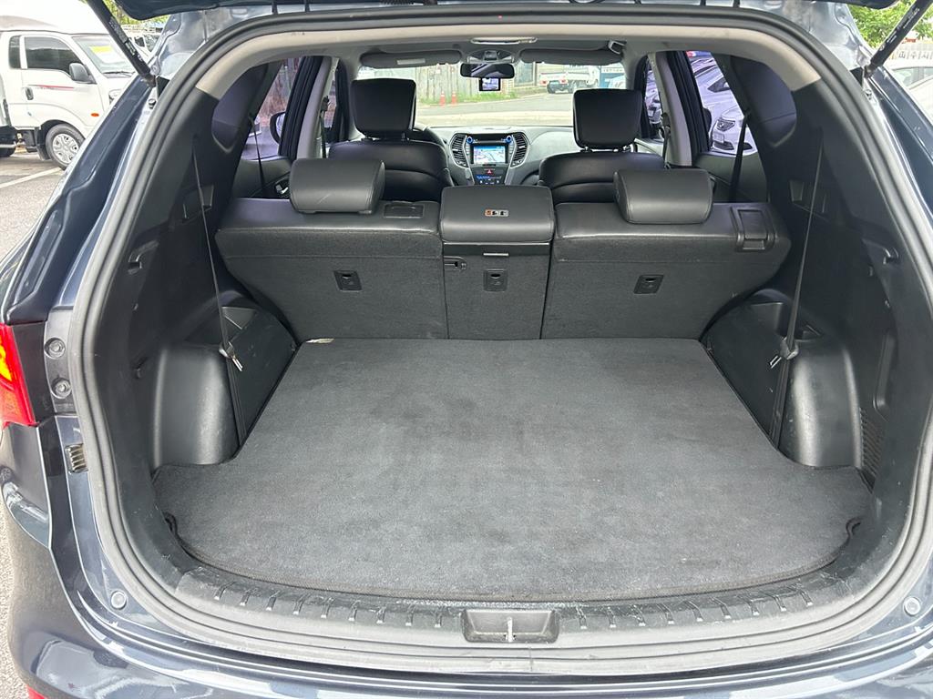 HYUNDAI Santa Fe - Vista 9