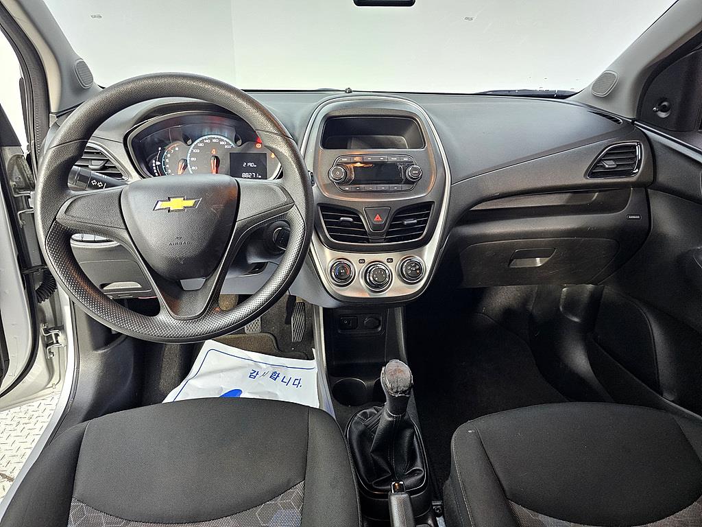 Chevrolet Spark - Vista 5