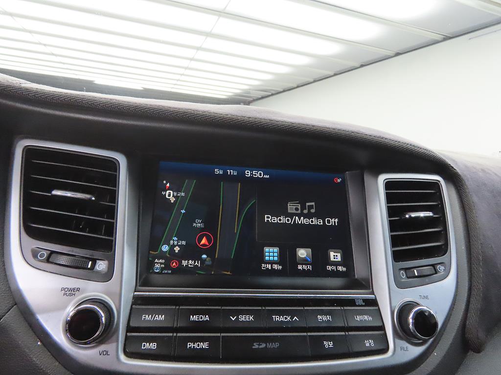 HYUNDAI Tucson 2017 Negro - Importación desde Corea - HF Imports Iquique - Foto 13