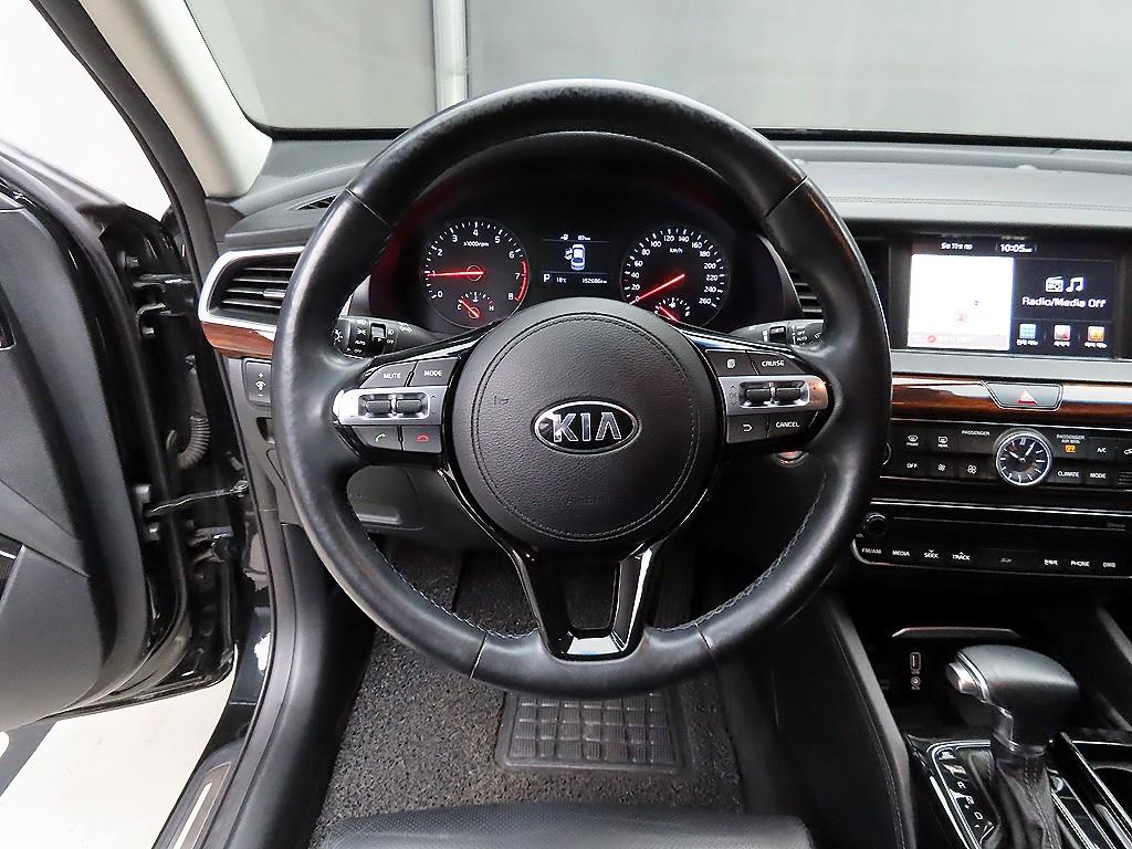 KIA K7 - Vista 9