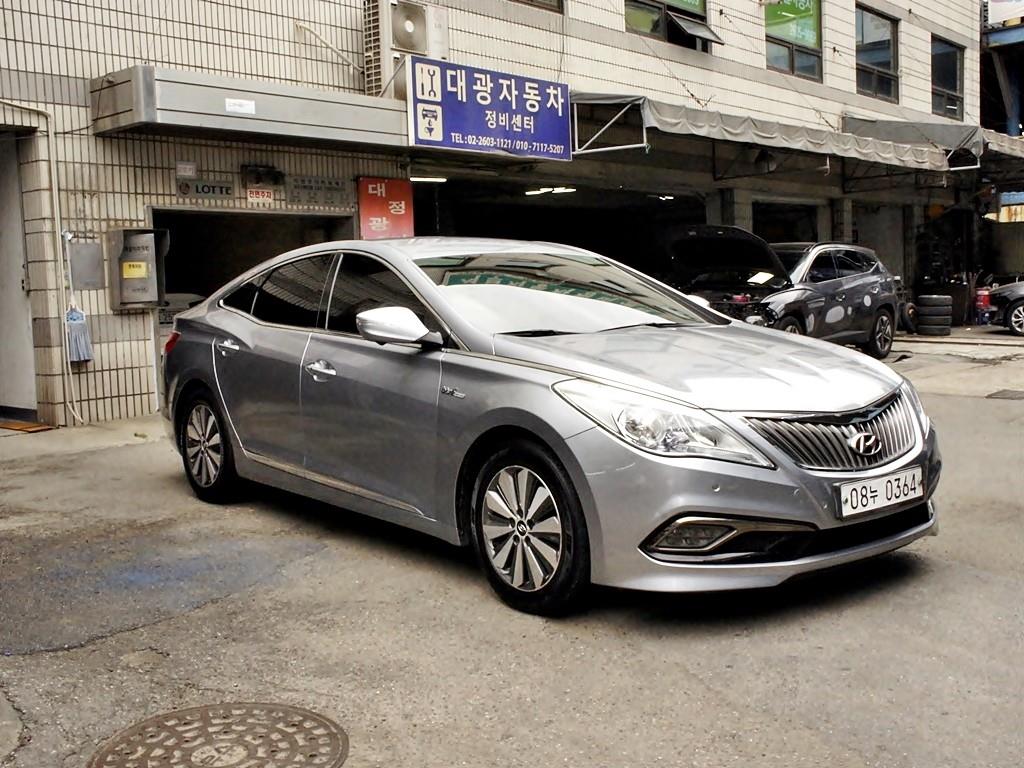 HYUNDAI Grandeur - Vista 3
