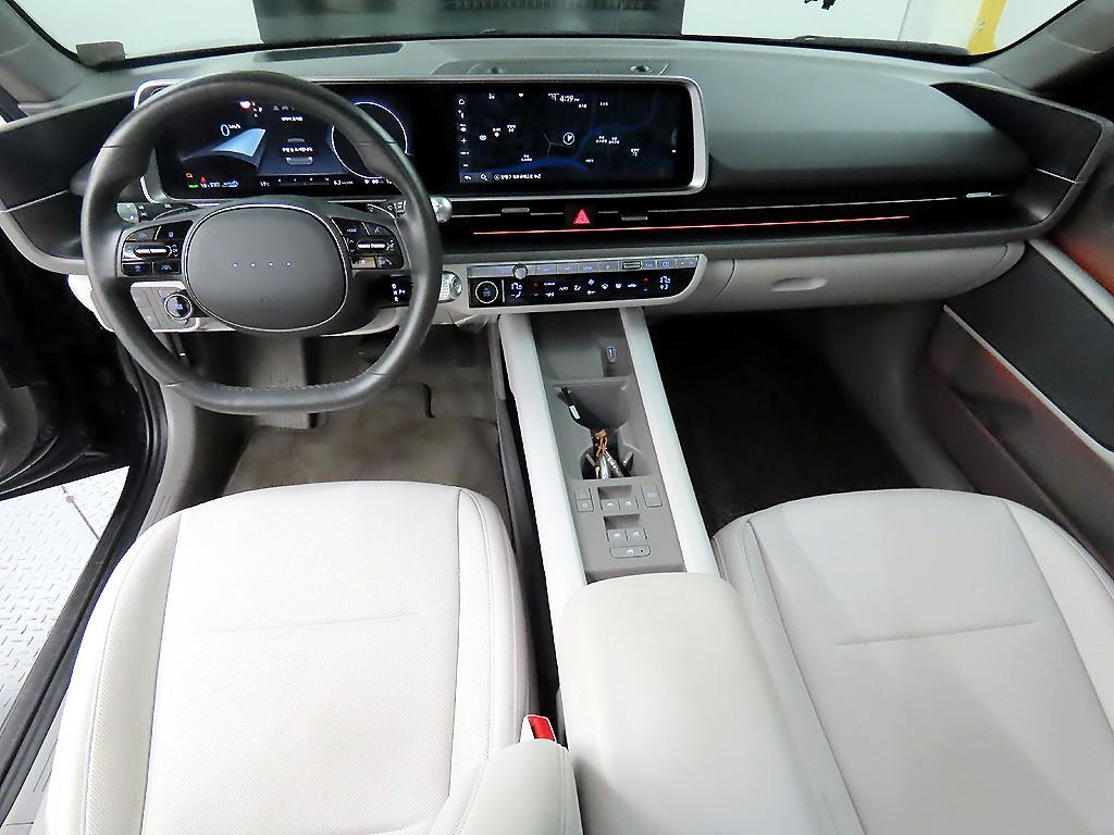 HYUNDAI Ioniq 6 - Vista 7