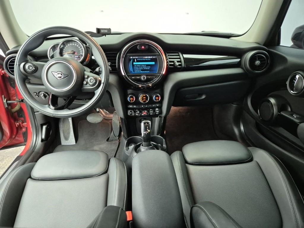 Mini Cooper - Vista 5