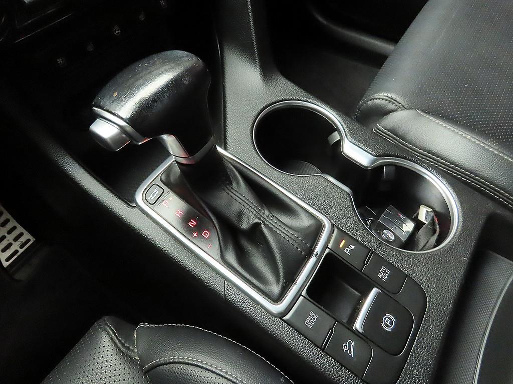 KIA Sportage - Vista 10