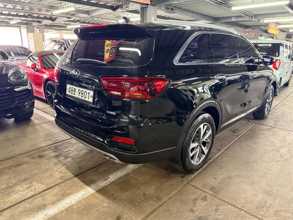 KIA Sorento - Vista 4