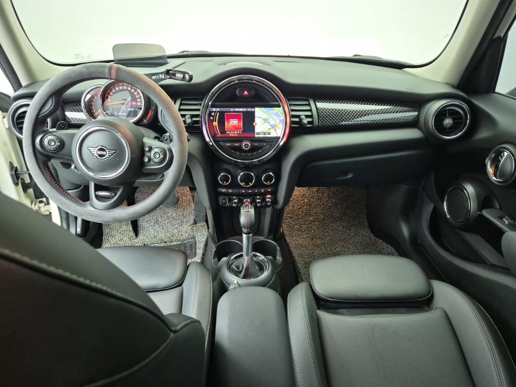 Mini Cooper - Vista 5