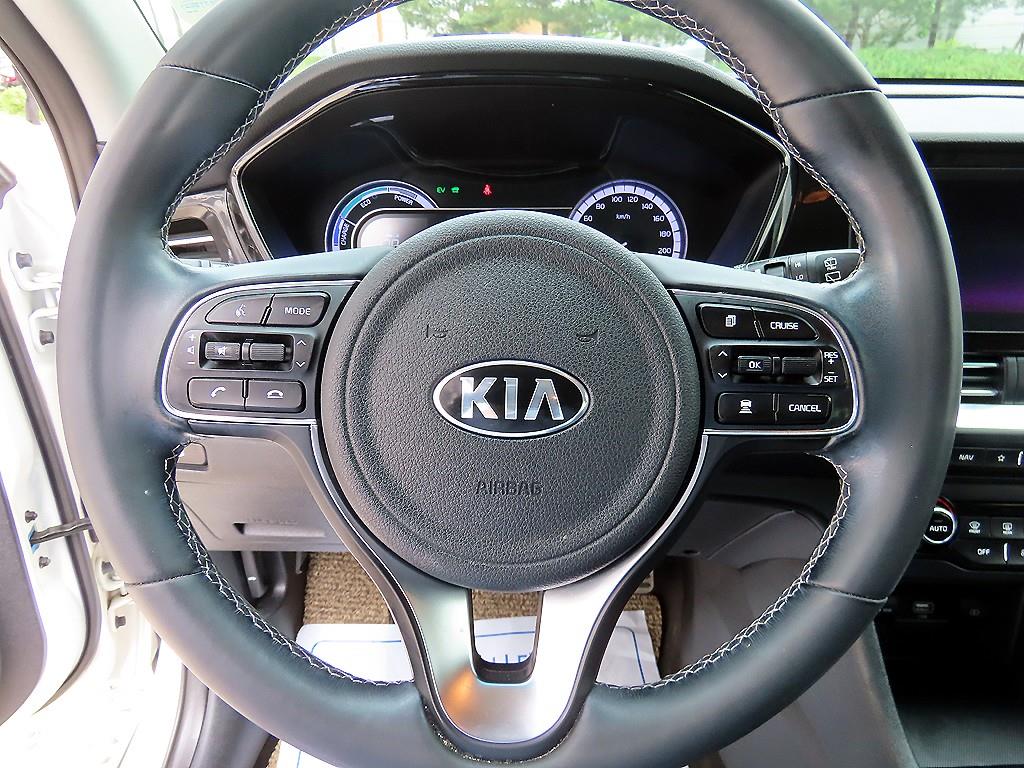 KIA Niro - Vista 8