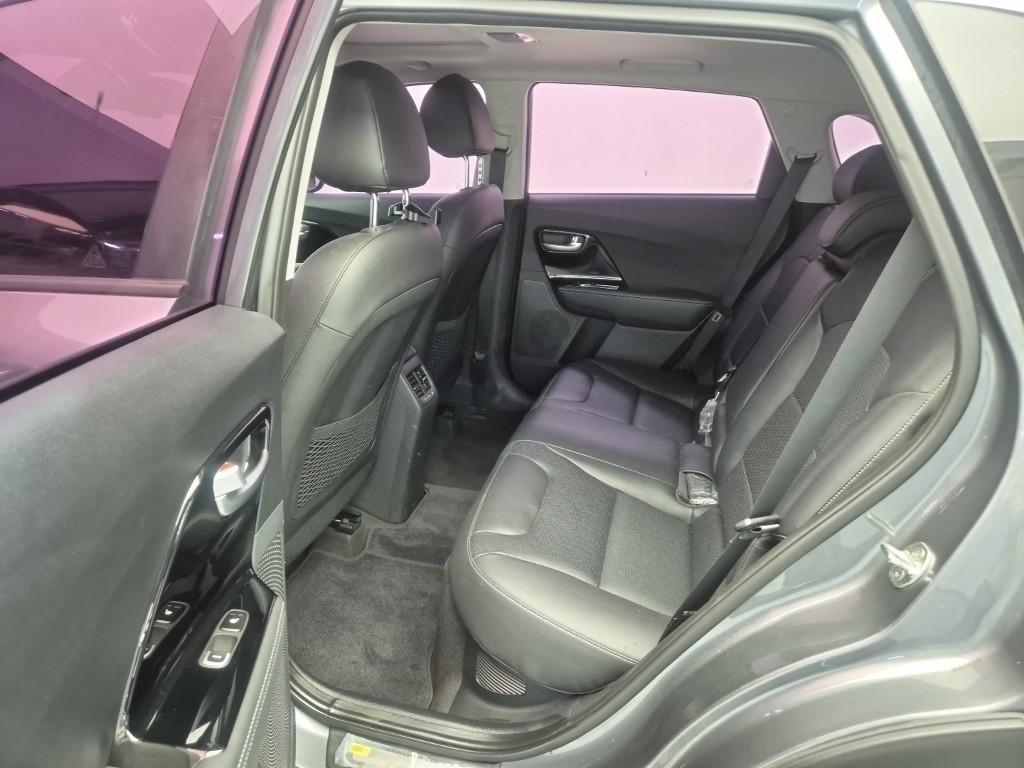 KIA Niro - Vista 12