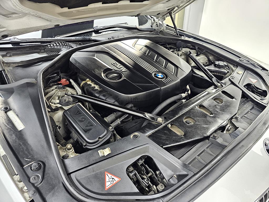 BMW 5 Series - Vista 6