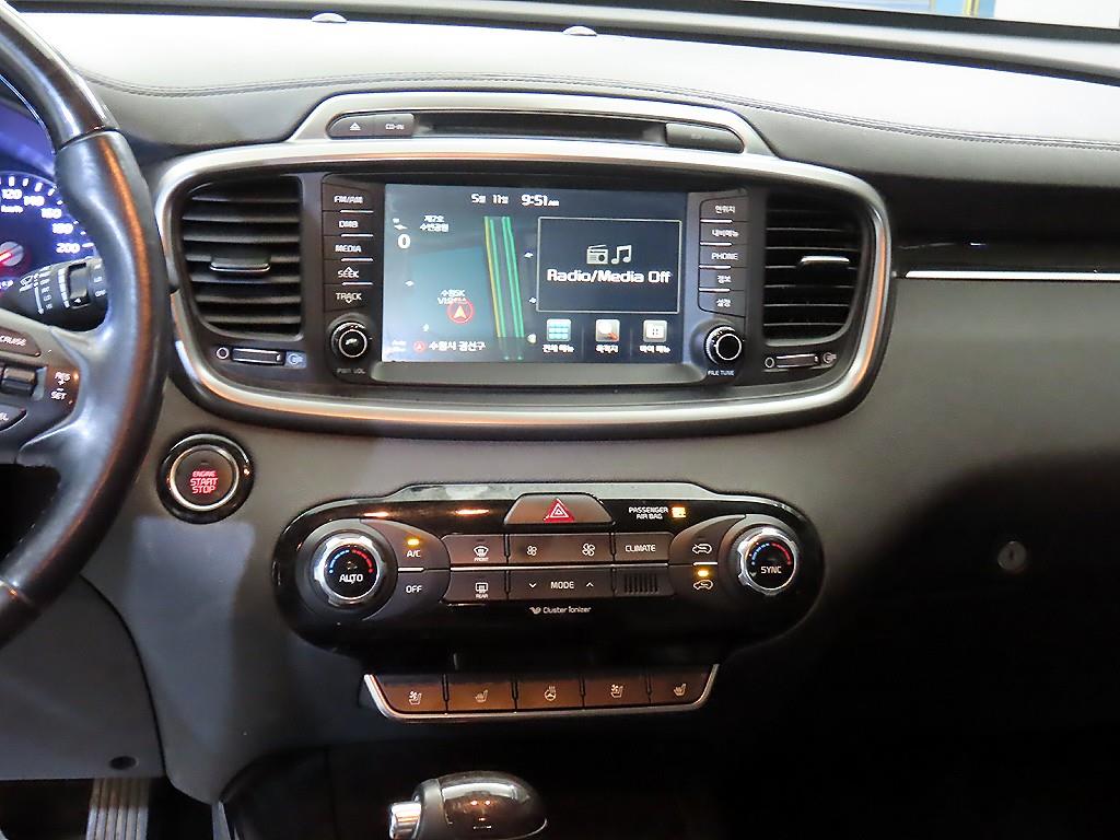 KIA Sorento - Vista 11