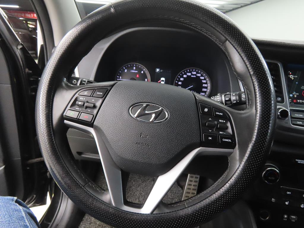 HYUNDAI Tucson - Vista 8