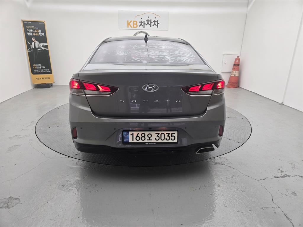 HYUNDAI Sonata - Vista 5