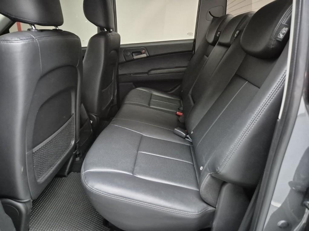 Ssangyong Korando - Vista 12