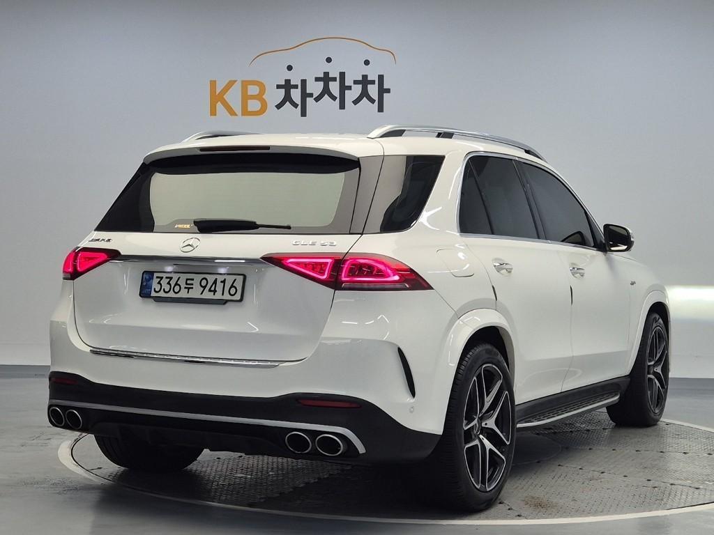 Mercedes Benz GLE Class - Vista 3