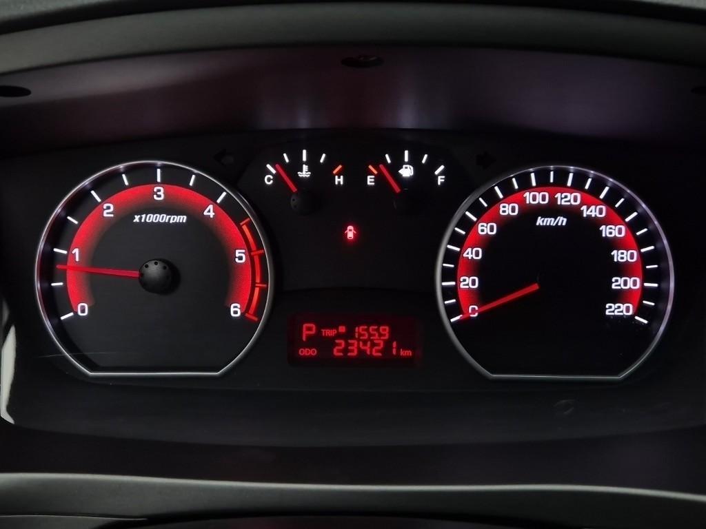 Ssangyong Korando - Vista 6