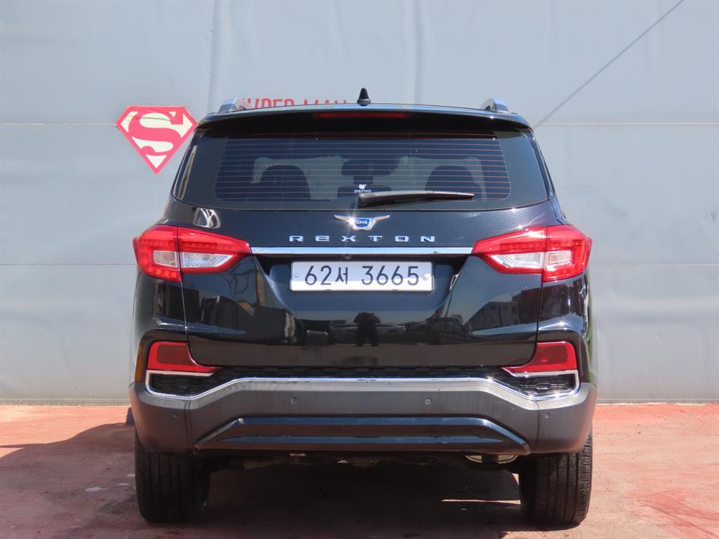 Ssangyong Rexton - Vista 7