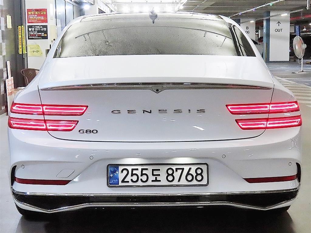 Genesis G80 - Vista 5