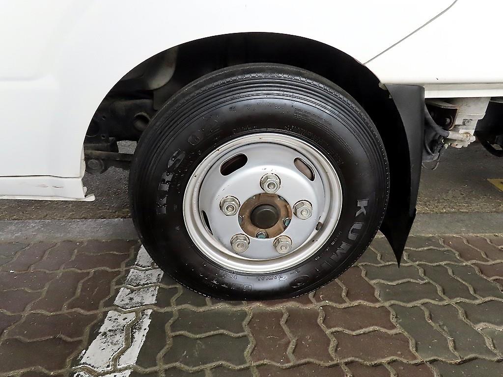 Small Truck Complaint (rip-off) 2018 Blanco - Importación desde Corea - HF Imports Iquique - Foto 17