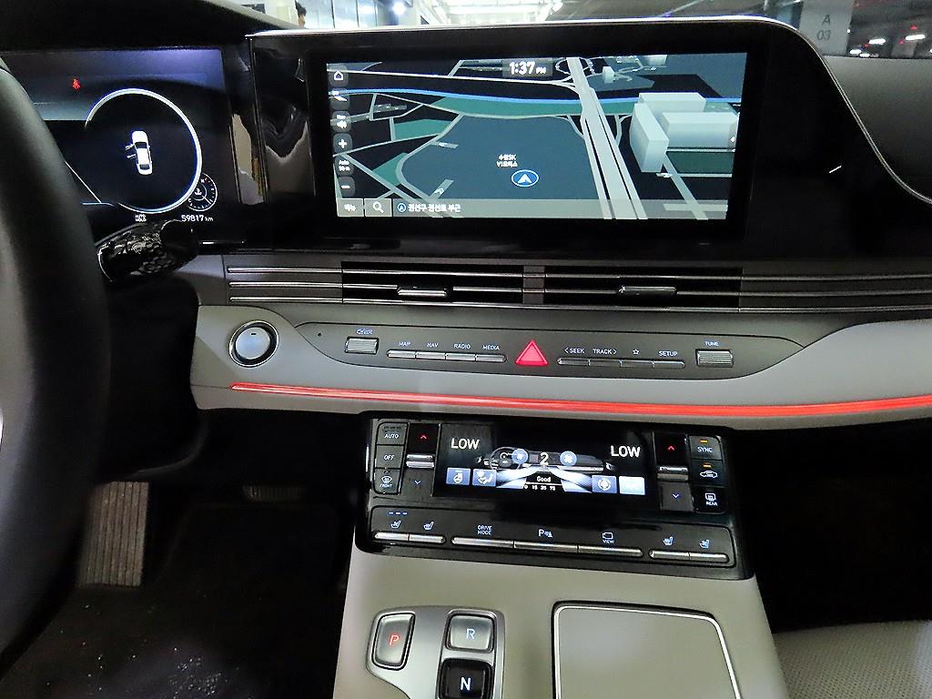 HYUNDAI Grandeur - Vista 11